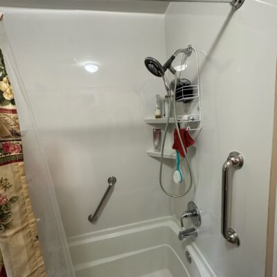 Shower & Tub Combo Installation In Seneca